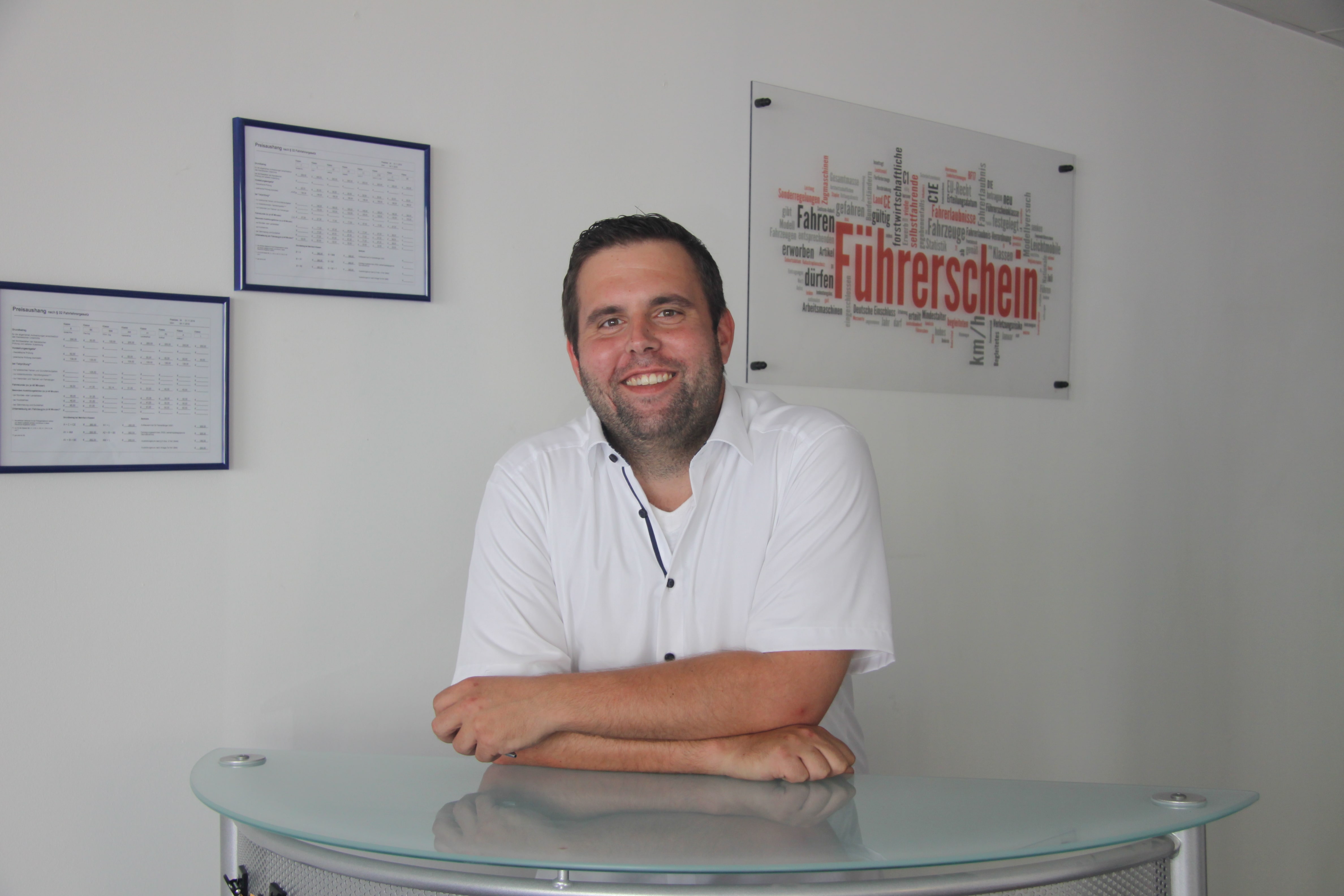 Chris, Fahrlehrer der Fahrschule Chris